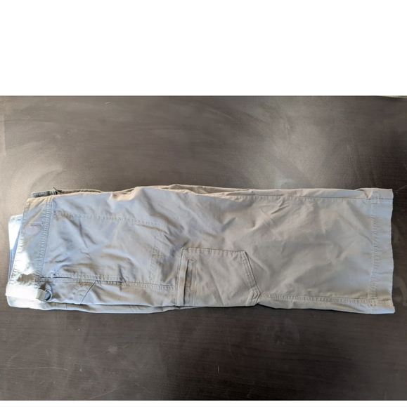 Eddie Bauer Sport Pants Womens 4 Stretch Olive green Nylon Capri Outdoors Hiking - Picture 8 of 9